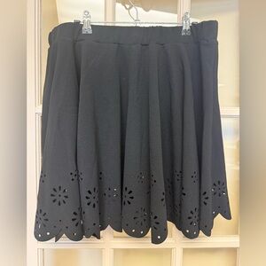 Black Skirt Flower cut out on bottom  -2xl - never worn